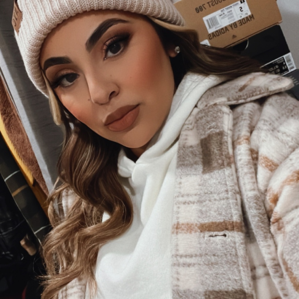 Meet your Posher, Marilyn